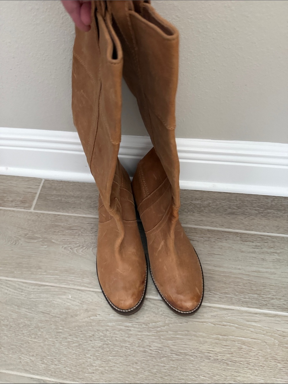 Lucky Brand Jeans 9.5 Women's Tan Suede Knee-High Boots - Classic Western Style